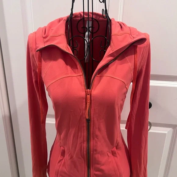 NEW WITHOUT TAGS lululemon Coral Hooded define Jacket - Picture 7 of 8